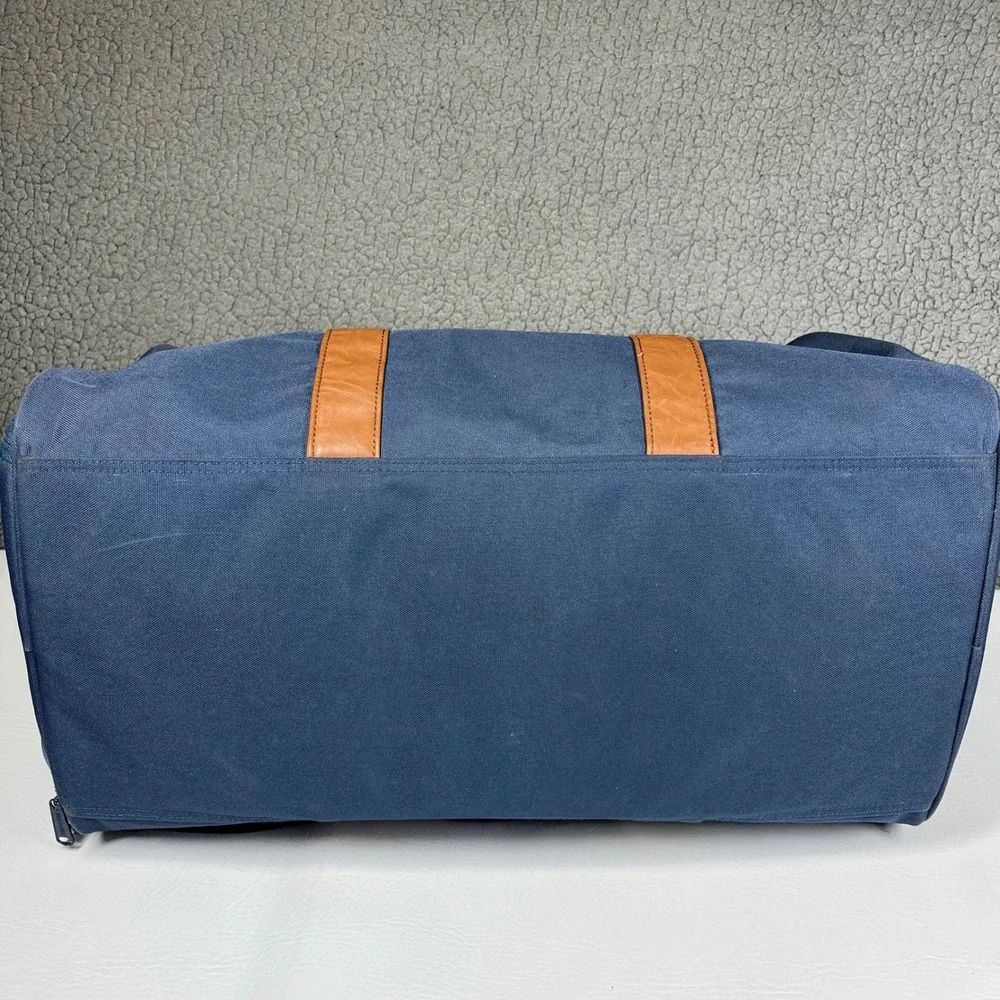 Herschel Supply Co Novel Duffle Bag Navy Blue Tan Weekend Travel Gym Bag